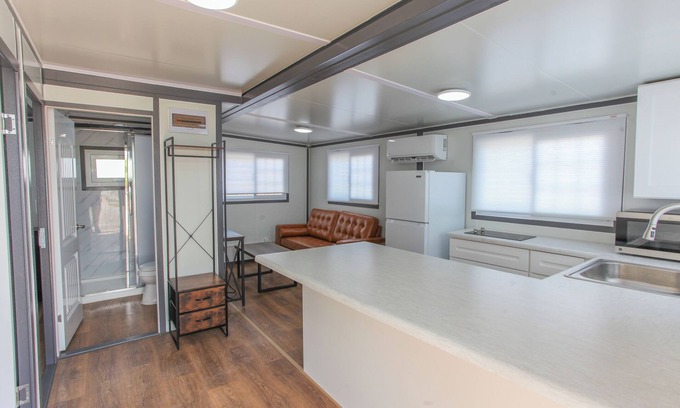 Big Spring Cabin | Big Spring, TX-Tiny Home Charm -2 bd