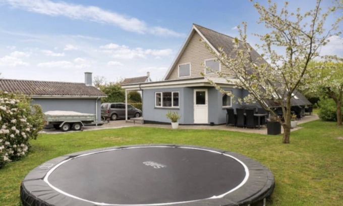 Stege Villa | Big villa near MØNS KLINT stege with Trampoline