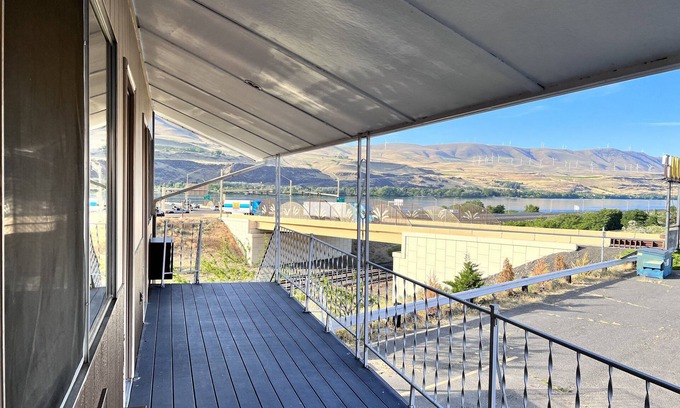 Biggs Junction Hotel | BIGGS NU-VU MOTEL