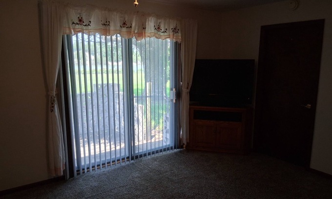 Iola House | Bike, Fish, Relax 3 BR Lakefront Ranch House