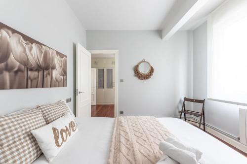 Ametzola Apartment | Bilbao Tranvía 51