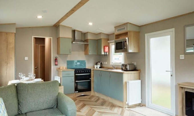 Great Billing Ski Chalet | Billing Aquadrome Silver 3 Bed Caravan NB21