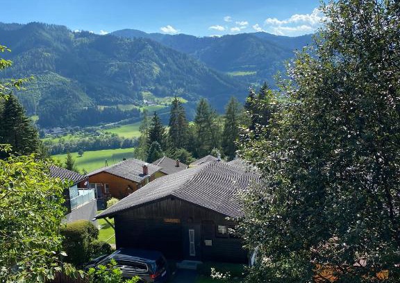 Thaling Apartment | Binis Murtalblick