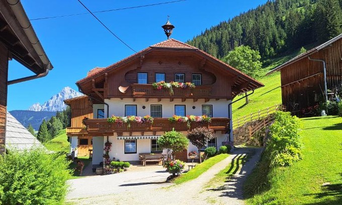 Pichl-Preunegg House | BioBauernhof Fresoldhof