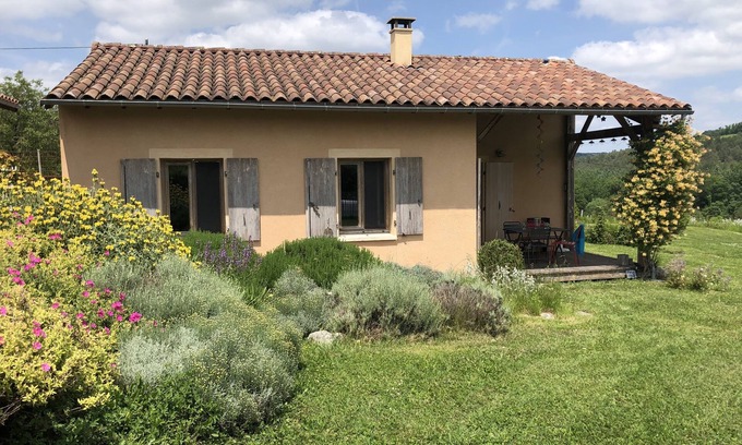 Saint-Astier House | Bioclimatic house with swimming pool in a peaceful hamlet 3 km from the city center