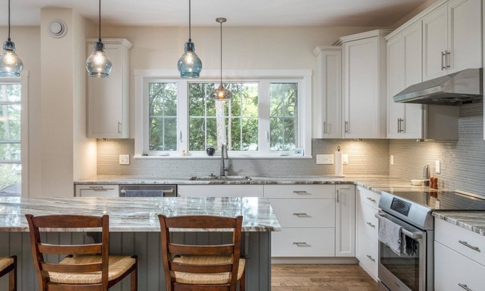 Bryant Pond House | Birch St- Luxury on the Lake