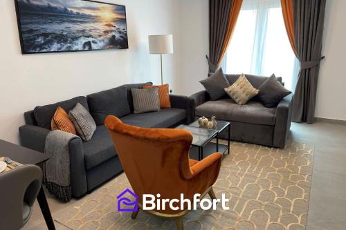 Discovery Gardens Apartment | Birchfort - Newly renovated unique 1 bedroom apartment