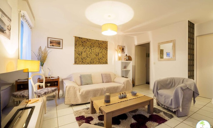 Biscarrosse Apartment | Biscarrosse Bourg- Charming two-bedroom apartment in town centre