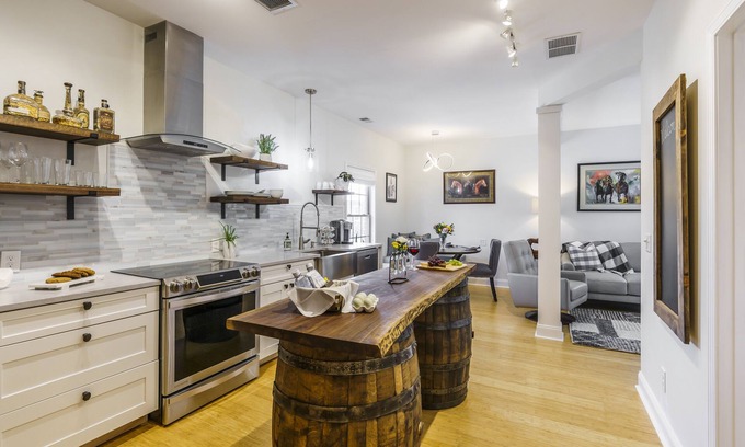 Midway House | Bit and Bourbon