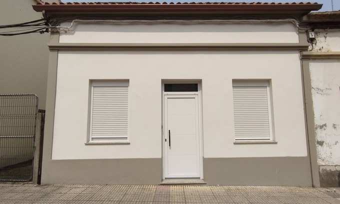 Carino House | Black Areas. Houses of Fanego. Xeopark of Cabo Ortegal. Beaches and cliffs.