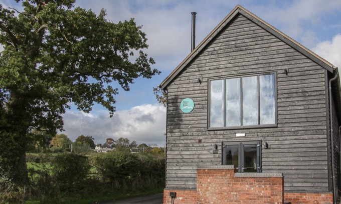 Pontesbury Cottage | BLACK LION BARN RETREAT, family friendly in Pulverbatch