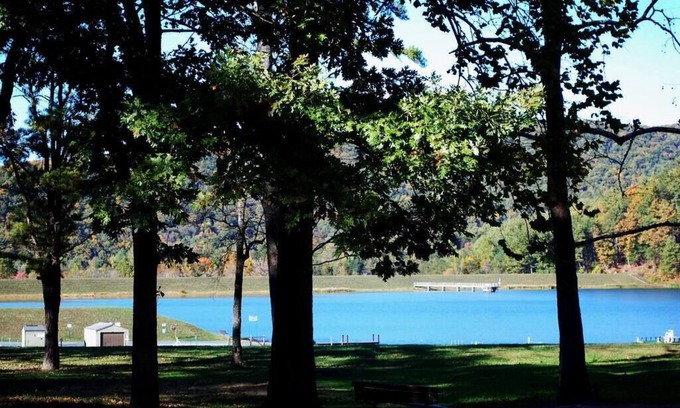 Stanley Cabin | Black Walnut Cottage: A Romantic Couple's Cabin!