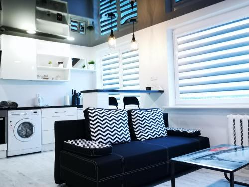 Anyksciai Apartment | Black & White Studio