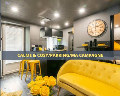 Angouleme Apartment | Black & y'hello T2 : WIFI/PARKING/5' centre-ville