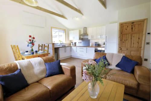 Llanrhidian Higher House | Blaen Cedi Cottages