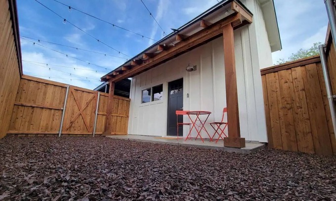 Graham House | Blanche's Loft