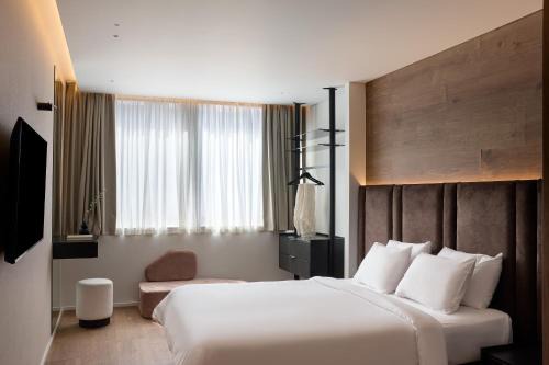 Monastiraki Apartment | Blanco Athens Aparthotel