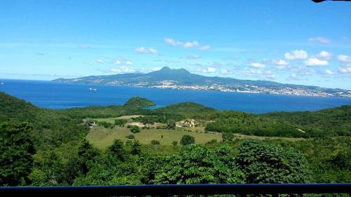Les Anses-d'Arlets Apartment | Bleu topaze - vue imprenable - Les Anses d'Arlet