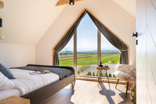 Nowy Targ Ski Chalet | Bliżej GÓR- nowoczesne domki w górach z balią