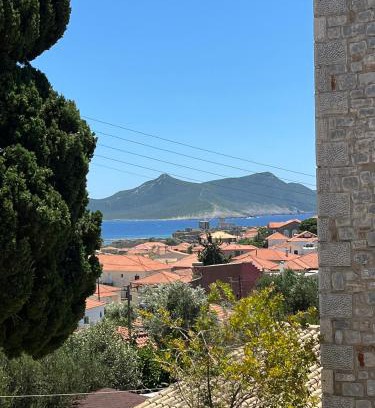 Methoni Apartment | Bloom Garden Apartment
