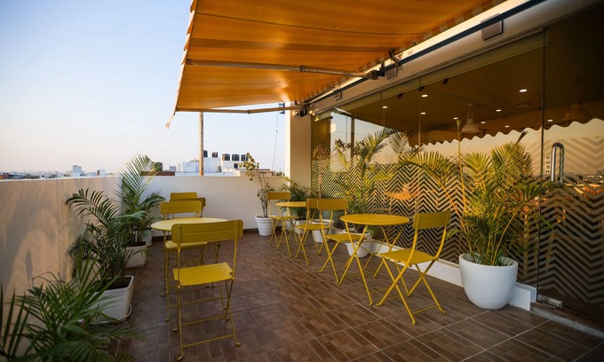 Sector 2 Hotel | Bloom Hotel - HSR Layout Sector 3