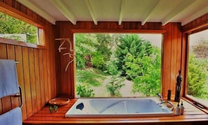 Shepherds Flat House | Blue Cliffs Hideaway Spa Villa