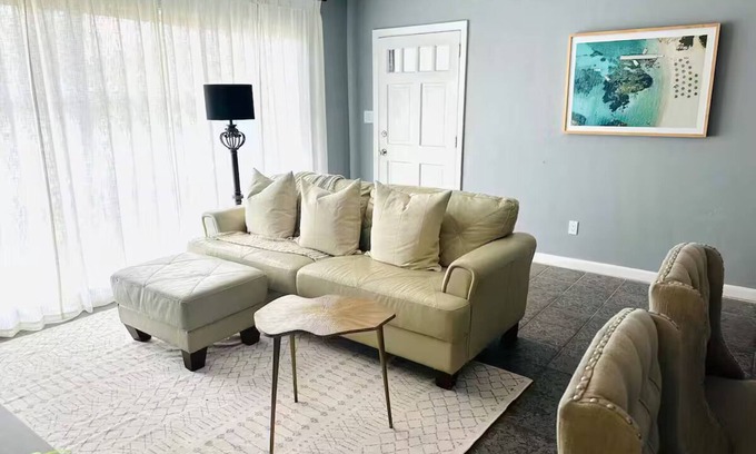 Cocoa House | Blue Cypress - Beach/Cruise/Space Coast Complex