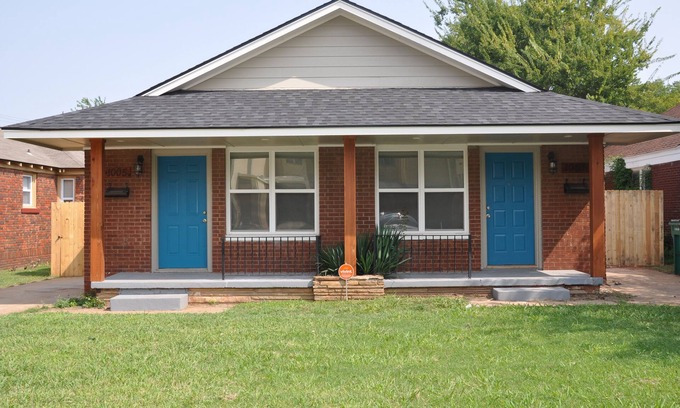 Central Oklahoma City House | Blue Door Place by OU Medical.State Capitol Downtown