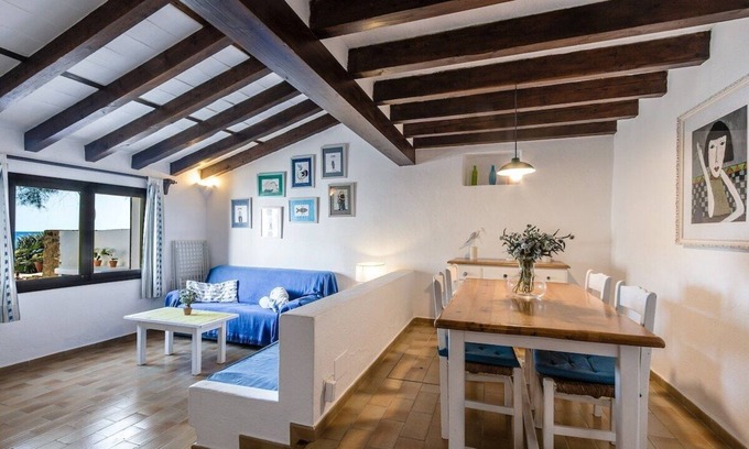 Cala San Vicente Ski Chalet | Blue fisherman house 3 By home villas 360