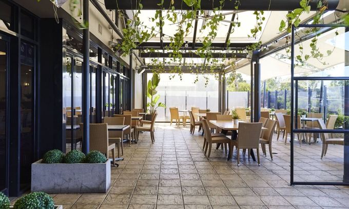 Fairview Park Hotel | Blue Gums Hotel