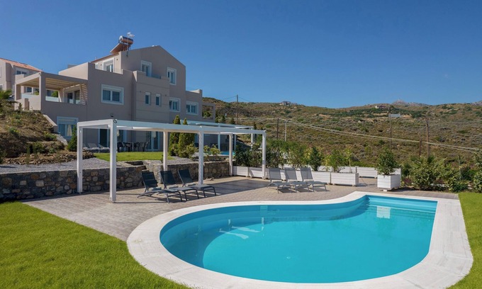 Lygaria Villa | Blue Hills Villas by Estia, Green 3