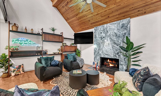 Downtown House | Blue Jungalow Bentonville