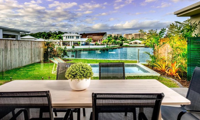 Trinity Beach Apartment | Blue Lagoon Villa A