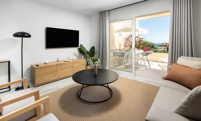 El Faro Apartment | Blue Stay by Alfresco Stays