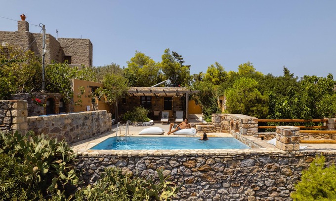 Skala Apartment | Blue Vista Patmos Villa Margarita Pool Studio