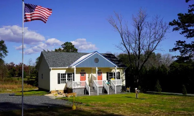 Lake Monticello Cottage | Bluebird Cottage A: Near Charlottesville, Wineries: Firepit, Patio, Dogs OK