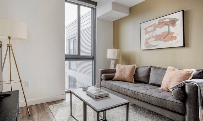 West End Apartment | Blueground | Dupont Circle, rooftop, nr Lincoln Memorial