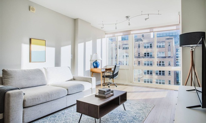 Foggy Bottom Apartment | Blueground | Foggy Bottom, pool & gym, nr metro