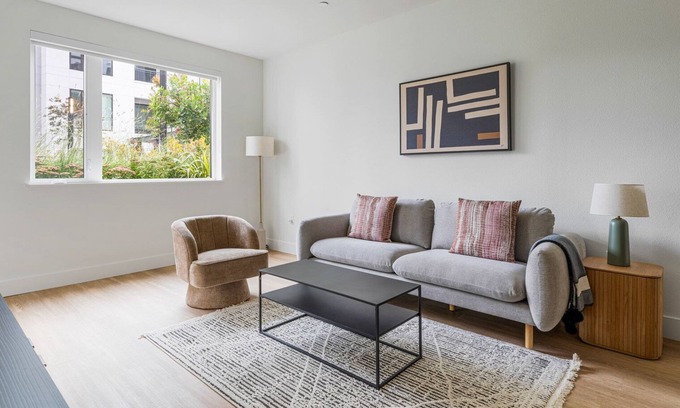 Burlingame Apartment | Blueground | Ingold - Milldale, pool, nr Bayfront Park