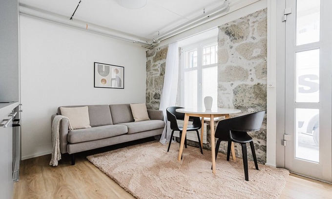 Oberstrass Apartment | Blueground | Oberstrass, rooftop, w/d