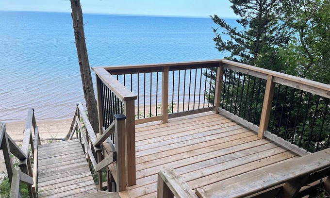 Bluewater Cottage | Bluewater Sunset - *Lakefront - Fireplace* - Private Lake Access