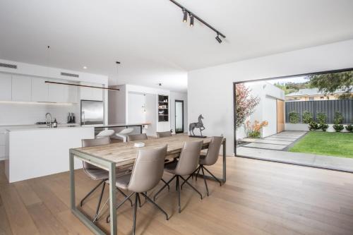 Mira Mar House | Bluff Street Home by the BnB Collection