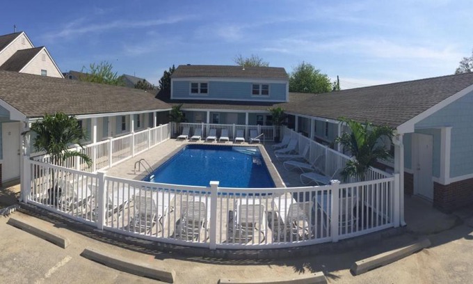 Point Pleasant Beach Hotel | Boardwalk Beach Inn