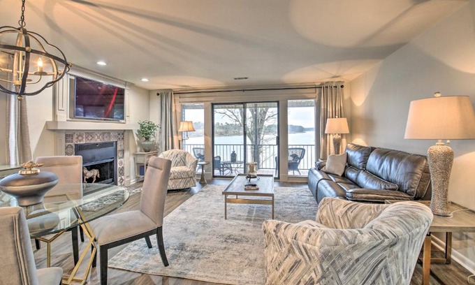 Rockwell Apartment | Boat Slip Lake Hamilton Condo in Hot Springs!