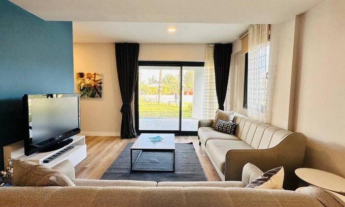 Bodrum Apartment | Bodrum Bağla Denize Sıfır Bahçe Kat 2+1 Daire