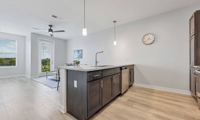 St. Peters Apartment | Bold 2320 I Stunning One Bedroom Modern Suite