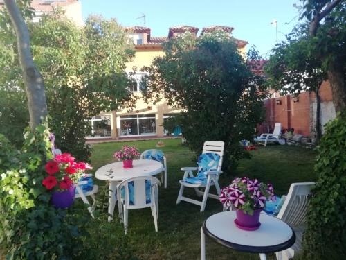 Carbajal de la Legua House | Boleta A 5 minutos de León, casa con jardín