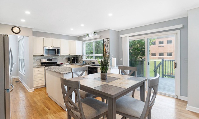 Bolingbrook House | Bolingbrook - Jonathan Way