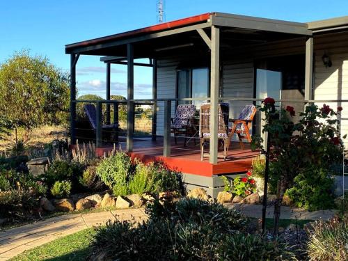 Clunes House | Bonnie Views Cottage