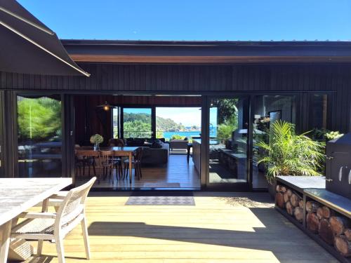 Tryphena House | Bonnydoon - On the Waterfront